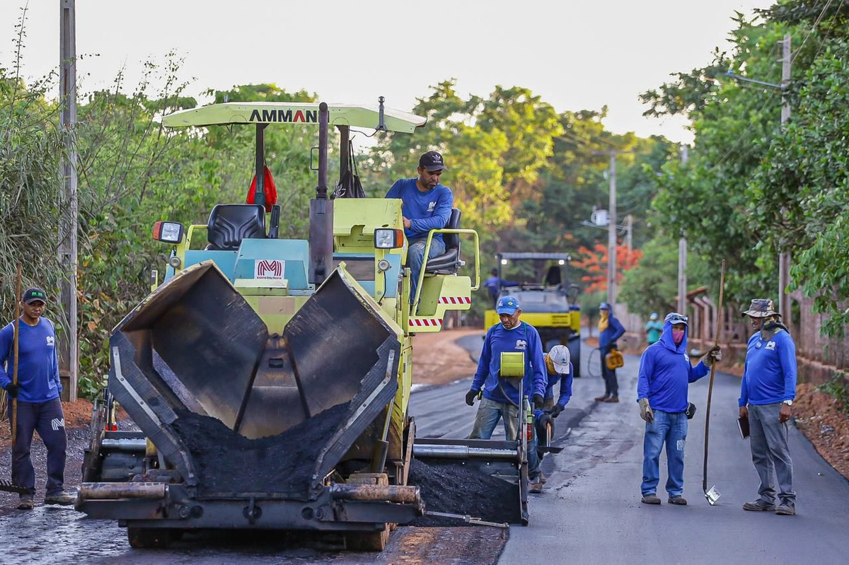 Obras de asfaltamento na zona rural de Teresina