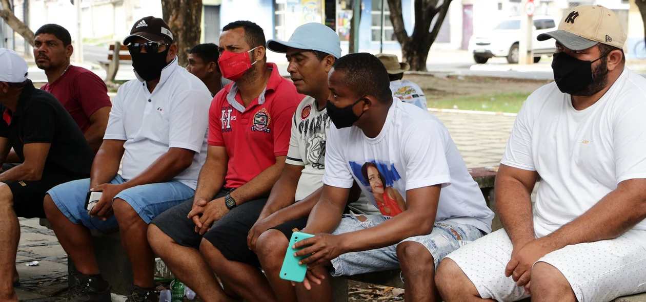 Operadores de draga e mergulhadores fizeram apelo pelos direitos trabalhistas da classe
