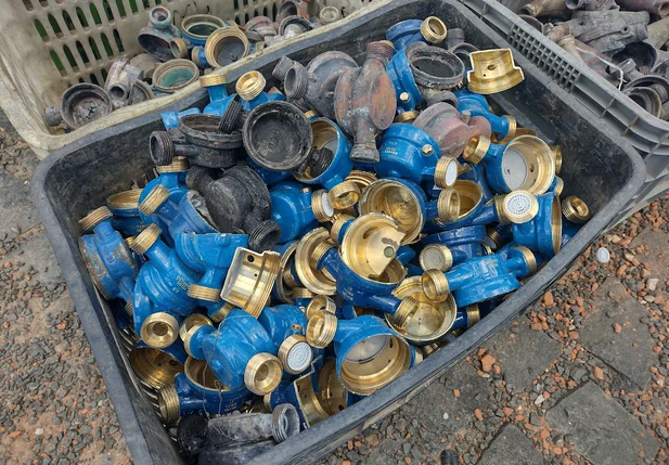 Os objetos foram encontrados na manhã desta quinta