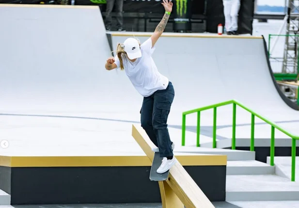 Pâmela Rosa conquista bi mundial de skate street