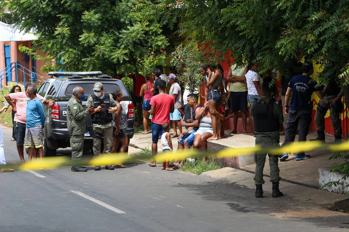 PM isolou a área do crime