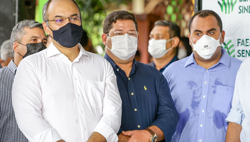 Políticos no evento