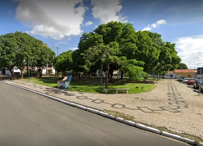 Praça da Igreja da Vermelha