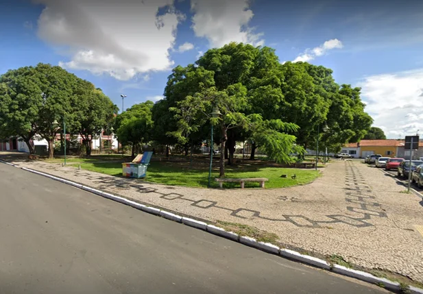 Praça da Igreja da Vermelha