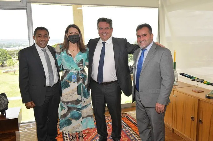 Prefeito de Floriano, Joel Rodrigues, participa de reuniões em Brasília junto com o ministro Ciro Nogueira