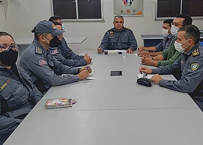 Reunião com oficiais do 11º BPM