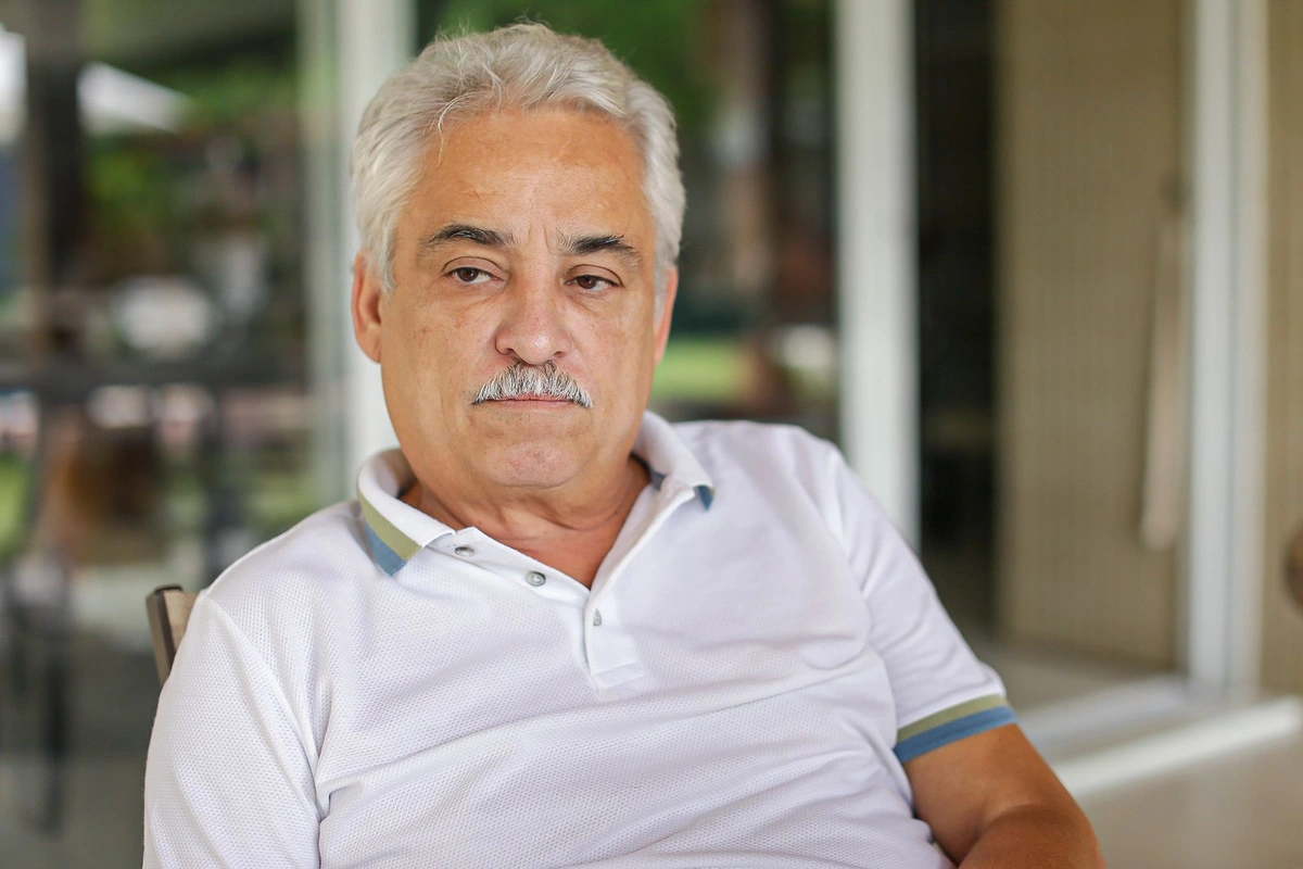 Robert Rios