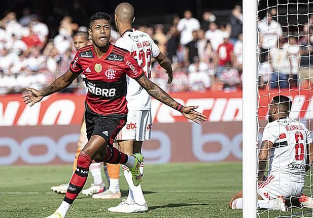 São Paulo tem início desastroso e é atropelado pelo Flamengo em pleno Morumbi