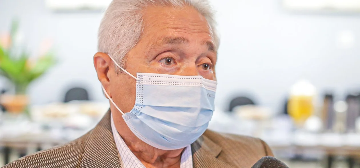 Senador Elmano Férrer