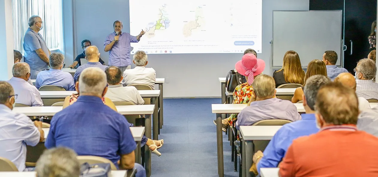 Sílvio Mendes e Iracema  Portela apresentam proposta de plano de governo para 2022