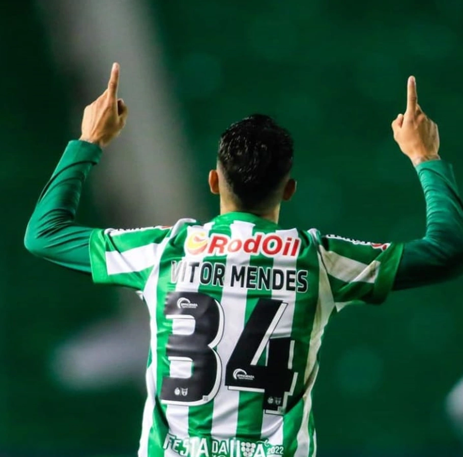 Vitor Mendes marcou o gol da vitória do Juventude.