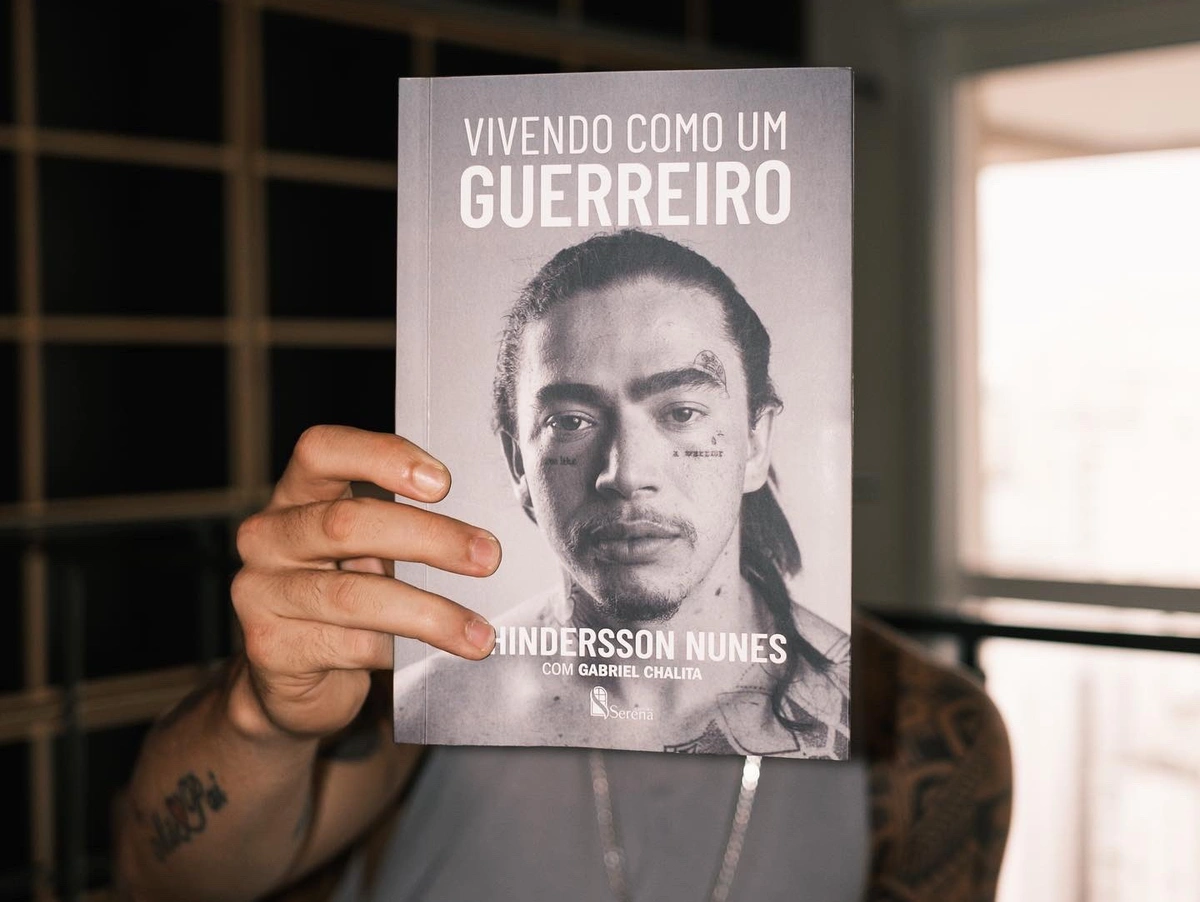 Whindersson Nunes anuncia lançamento do primeiro livro