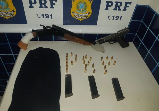 Armas apreendidas pela PRF