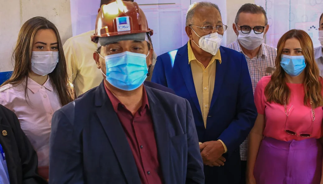 Autoridades no evento