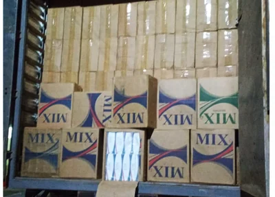 Carga de cigarro apreendida pela Polícia Militar de Bom Princípio
