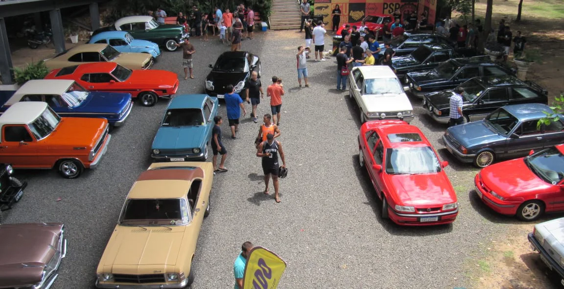 Carros expostos na 1ª edição do Vempraponthe