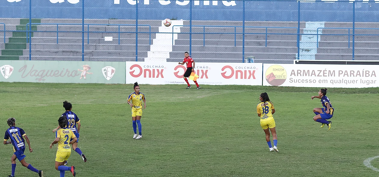 Chute que resultou no gol