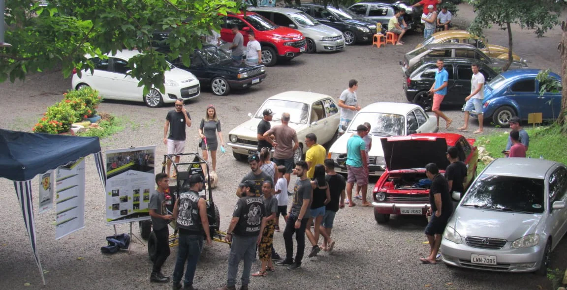 Cidadãos desfrutando da 1ª edição do evento, que aconteceu antes da pandemia do coronavírus