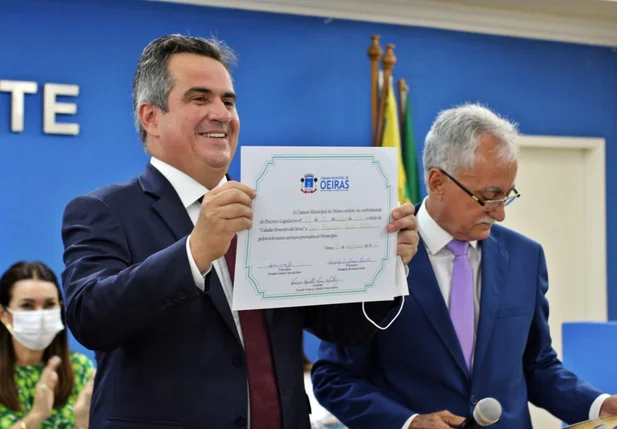 Ciro Nogueira recebe o título de cidadão oeirense