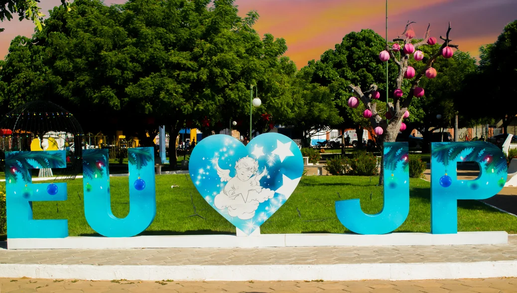 Decoração natalina em Joaquim Pires
