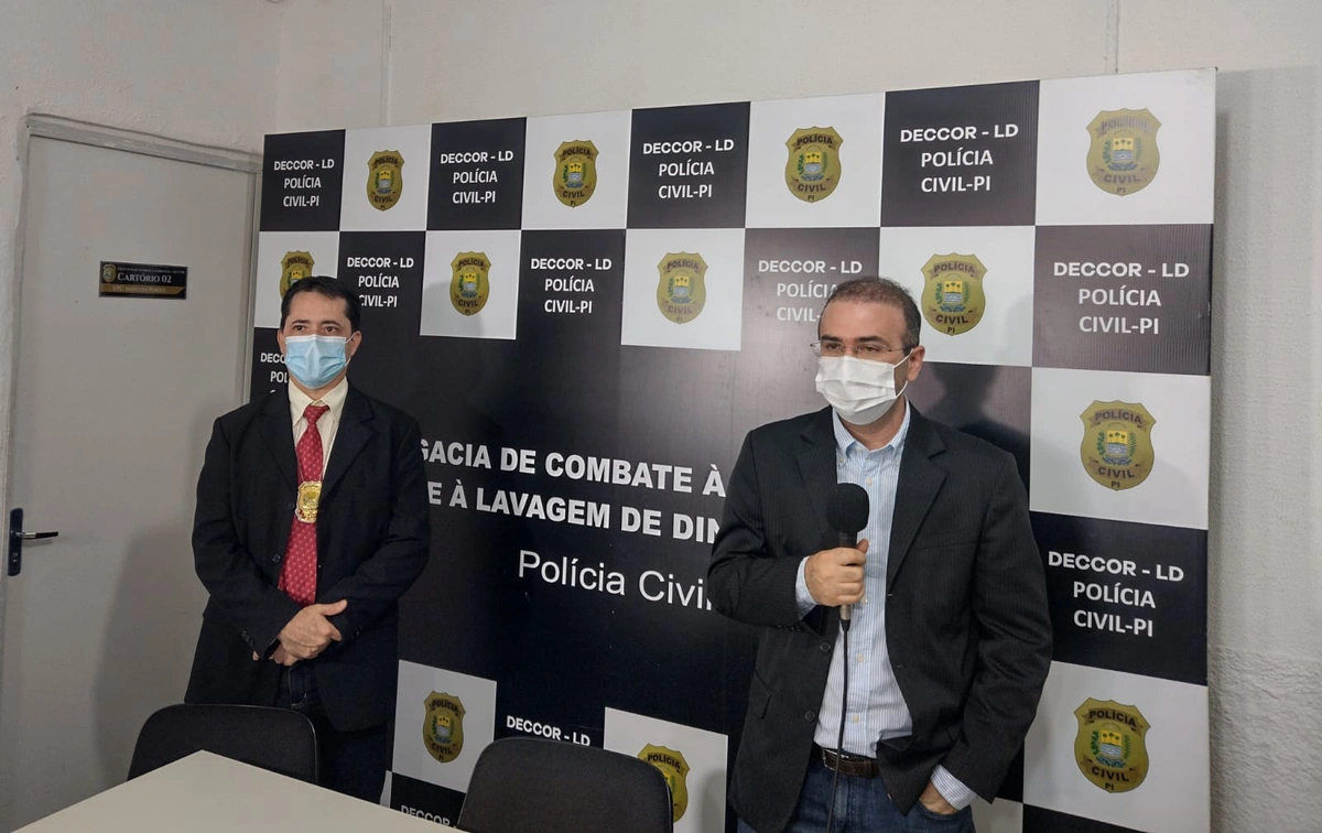 Delegado Denis Sampaio e Ferdinando Martins