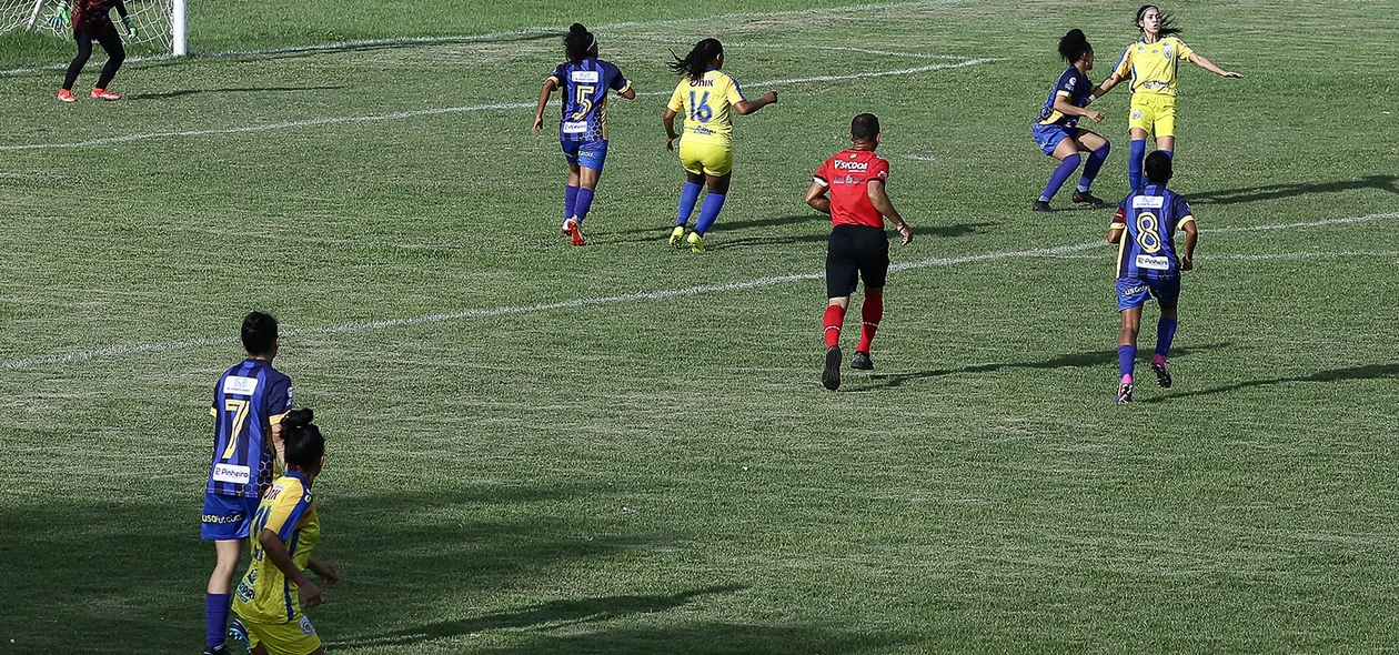 Disputa pela bola
