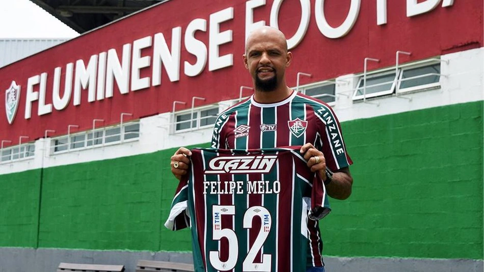 Fluminense anunciou a contratação do volante Felipe Melo