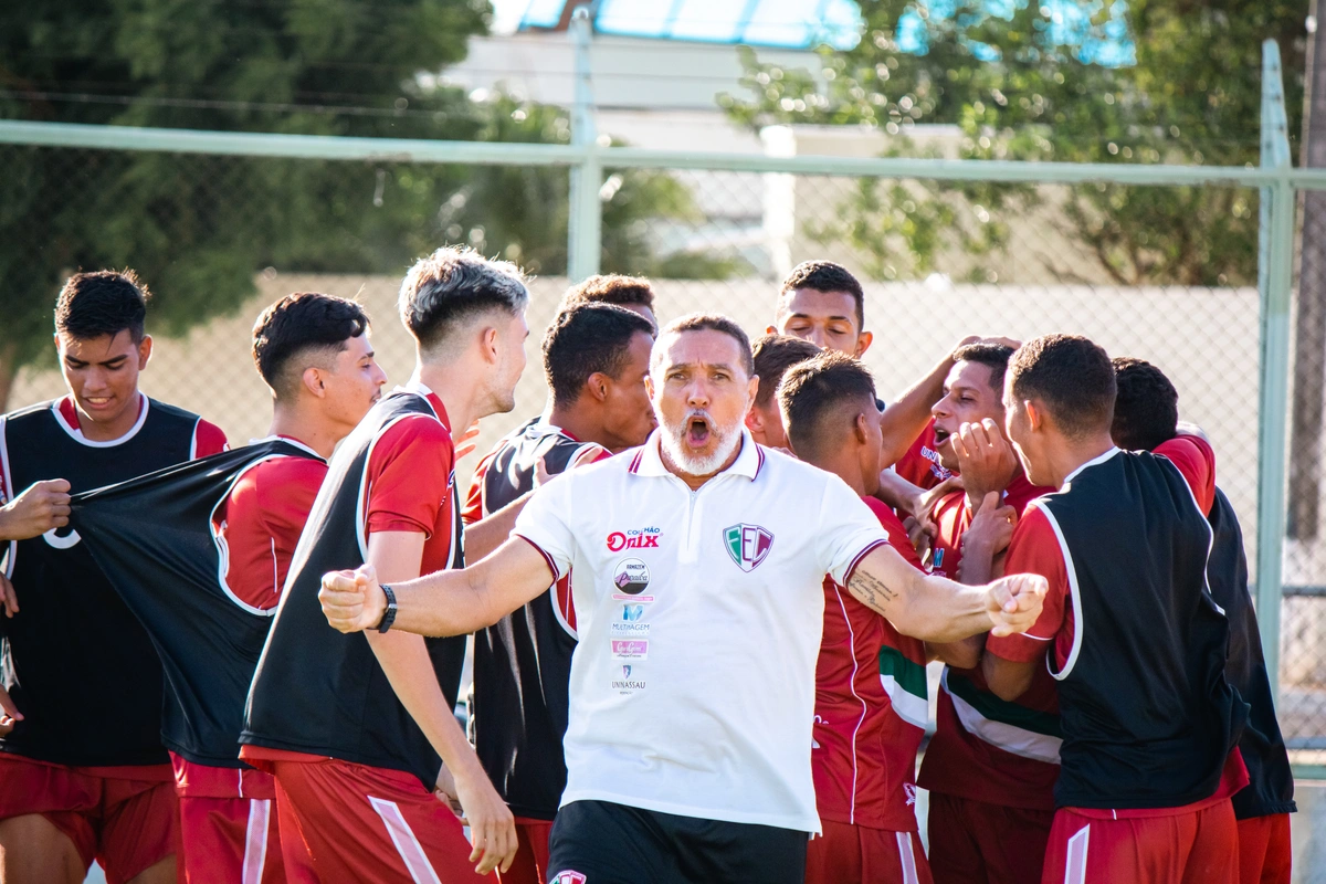 Fluminense comemora classificação na Copa do Nordeste.