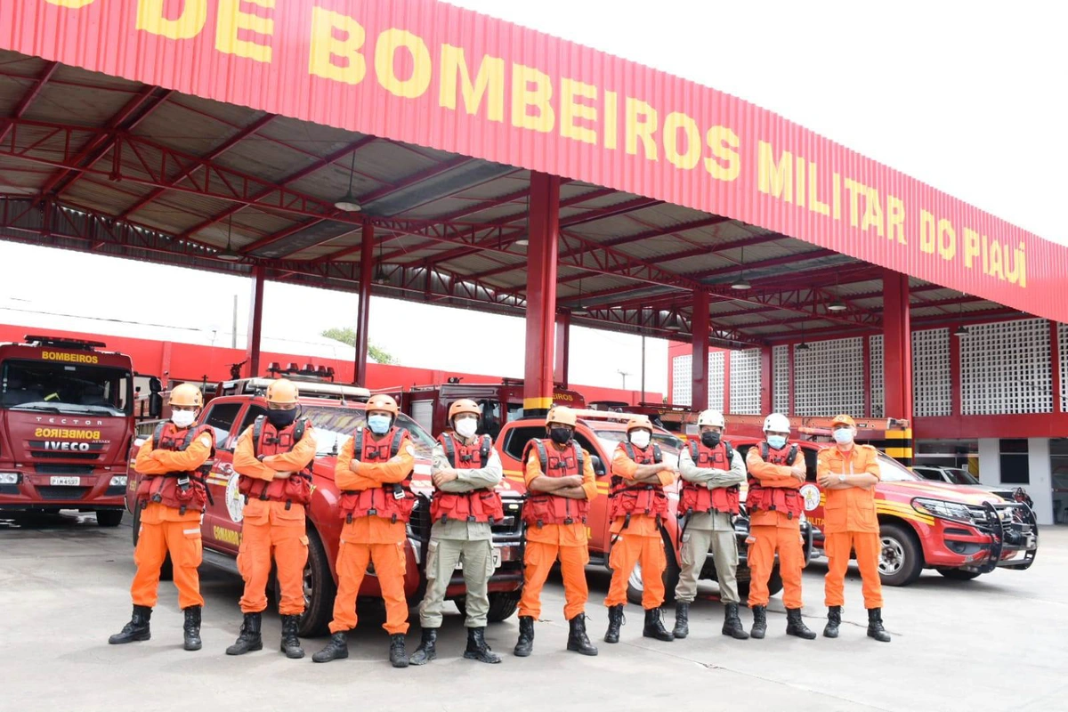Governo do Piauí envia bombeiros para ajudar vítimas das enchentes na Bahia