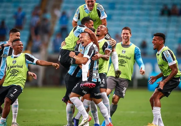 Grêmio segue vivo na luta para permanecer na Série A, mas cenário ainda é complicado