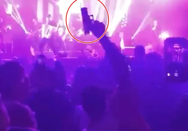 Homem atira durante show em Teresina