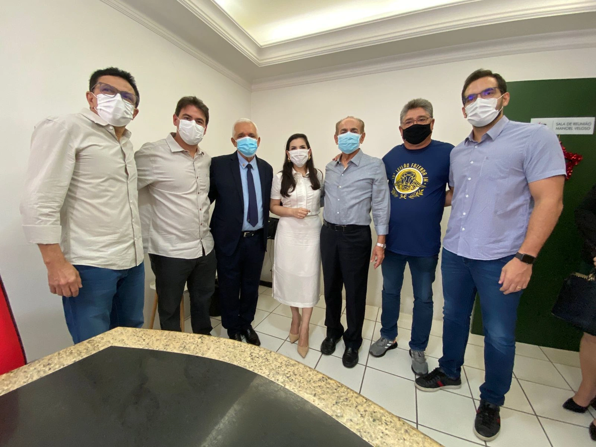 João Mádison na filiação da advogada Naiara Moraes