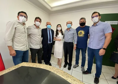 João Mádison na filiação da advogada Naiara Moraes