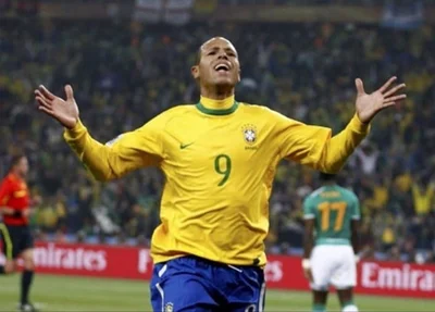 Luís Fabiano tem 45 jogos pela Seleção Brasileira.