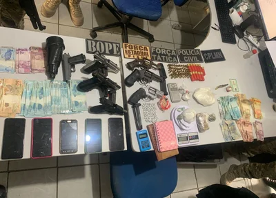 Material apreendido durante a ação policial