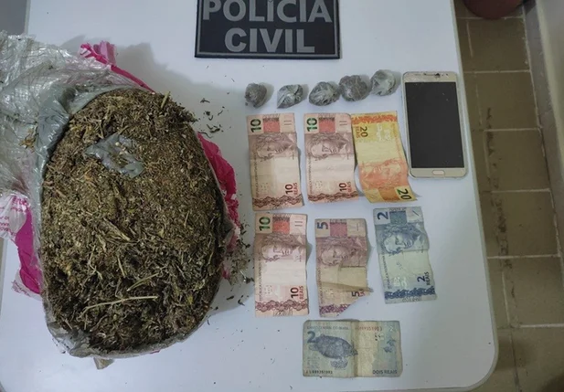 Material apreendido pela Polícia Civil em Paulistana