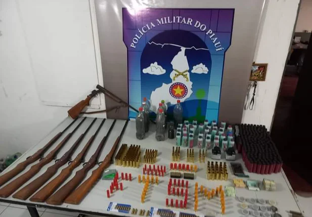 Material apreendido pela Polícia Militar do Piauí em São Miguel do Fidalgo