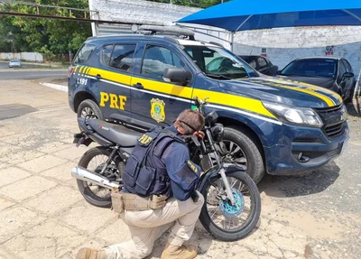 Motocicleta apreendida pela PRF em Teresina