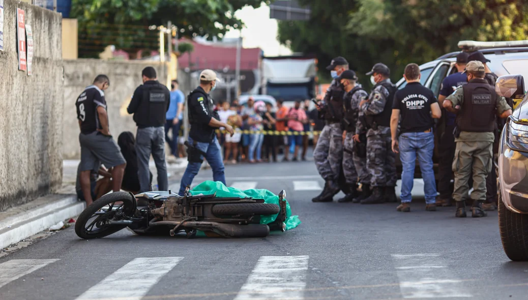 Motociclista é executado com tiros