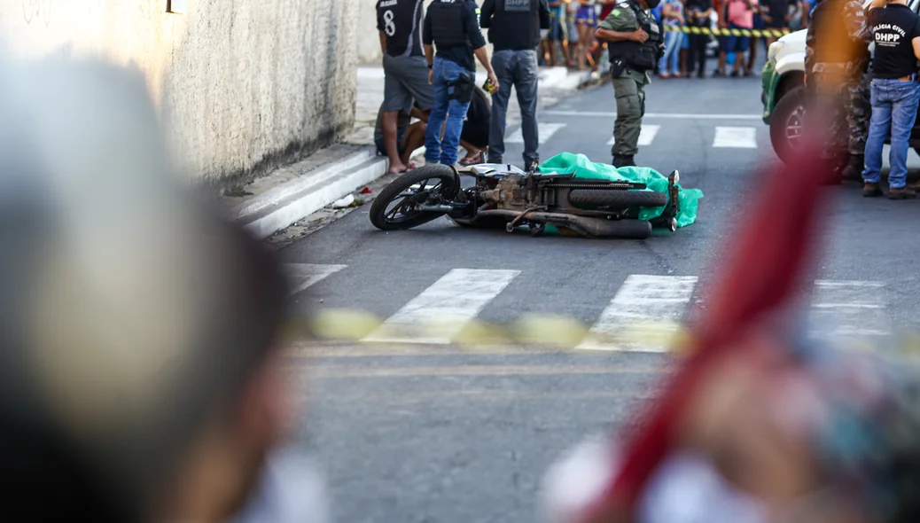 Motociclista morreu com tiros na cabeça