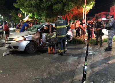 O condutor do Fiat Siena morreu no local do acidente