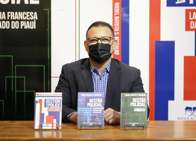 O livro tem a intenção de contribuir no avanço das Polícias Civis