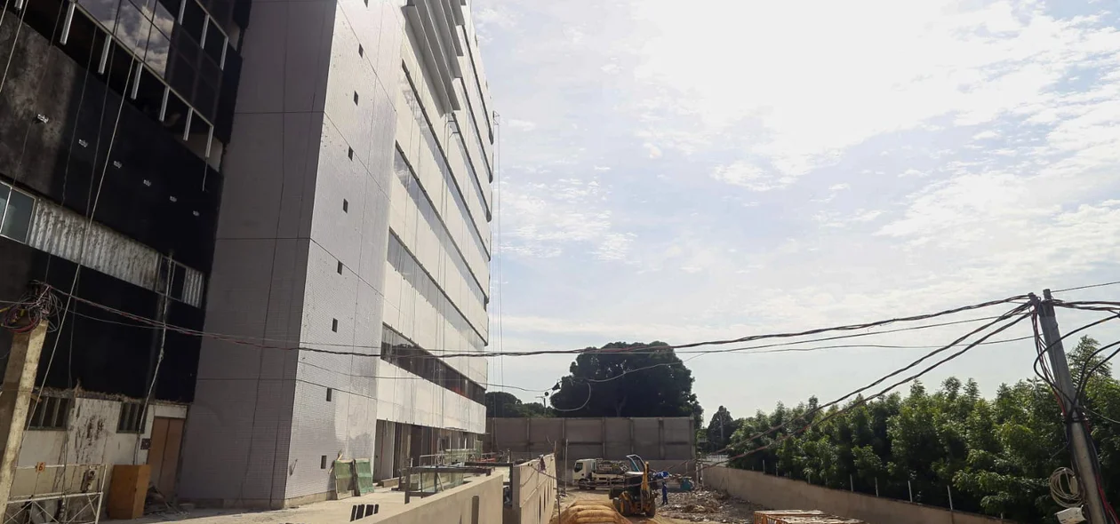 Obras da nova maternidade de Teresina