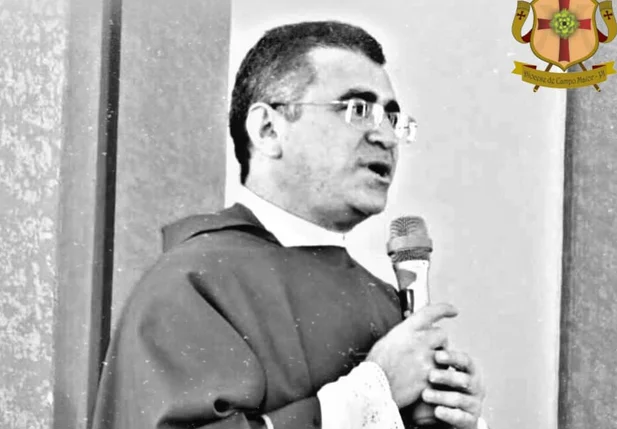 Padre Jonilson Torres Resende