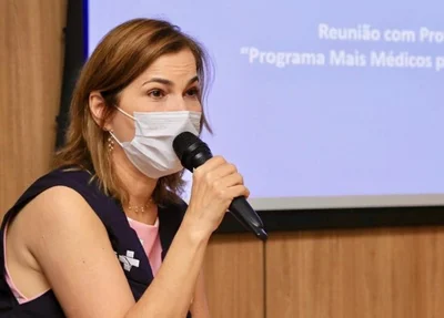 Pediatra Mayara Pinheiro