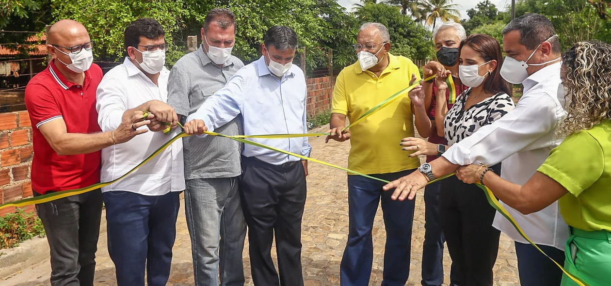 Povoado Boa Hora recebe calçamento nesta quarta-feira