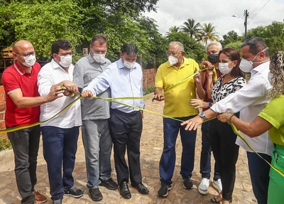 Povoado Boa Hora recebe calçamento nesta quarta-feira