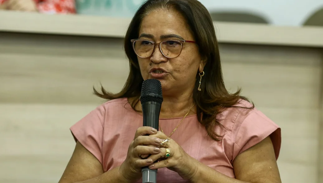 Prefeita de Pimenteiras, Lúcia Lacerda