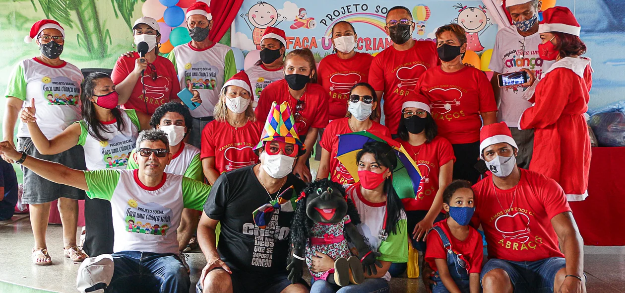 Projeto social "Faça uma criança sorrir"