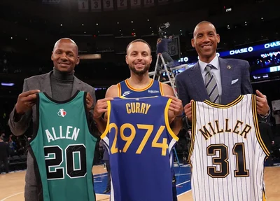 Ray Allen, Stephen Curry e Reggie Miller, os três maiores cestinhas da história da NBA.